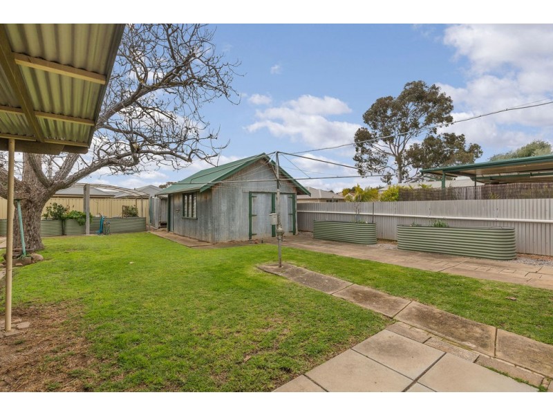 45 English Avenue, Clovelly Park SA 5042