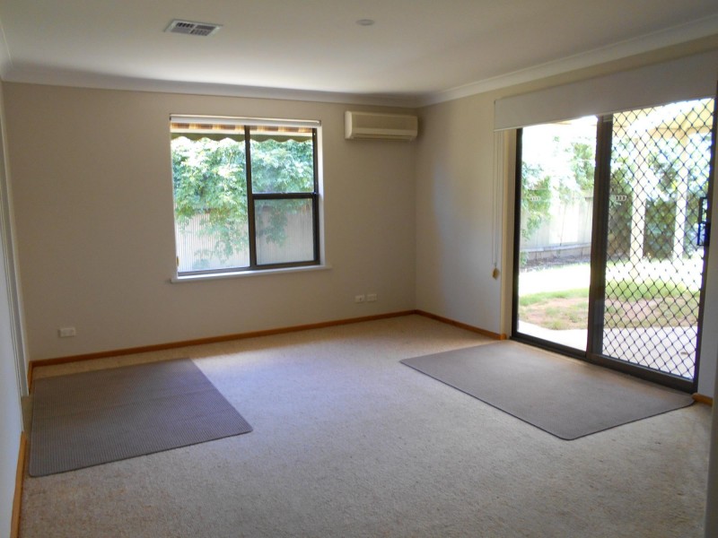 2 Egmont Avenue, Warradale SA 5046