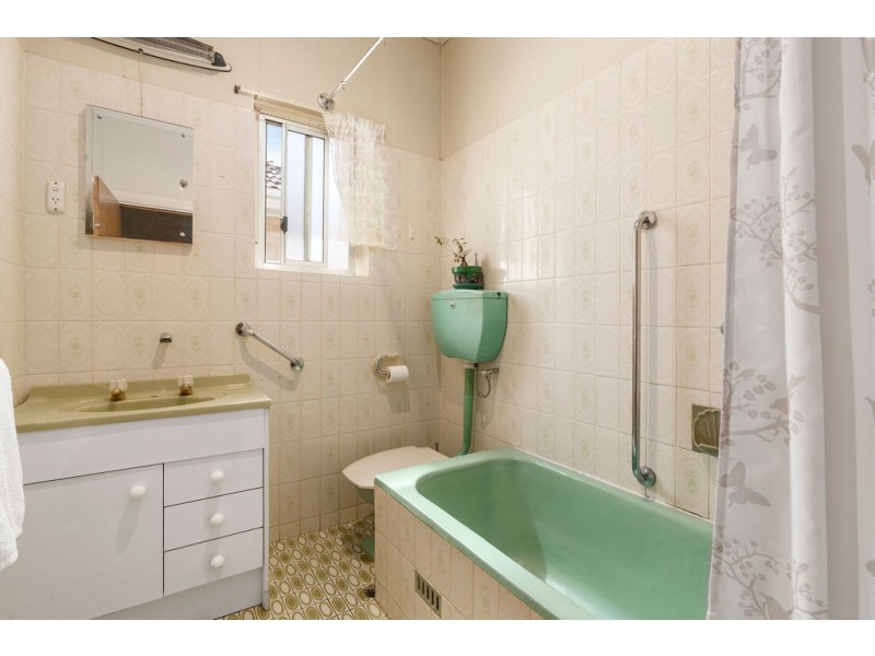 5 Athol Street, Clovelly Park SA 5042