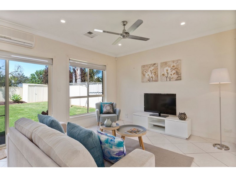 32A Trott Grove, Oaklands Park SA 5046