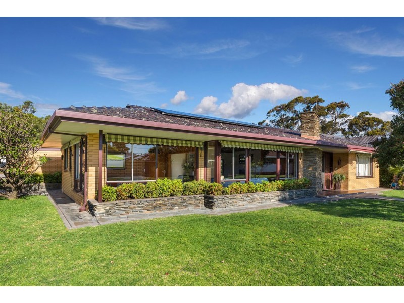 18 Old Drive, Novar Gardens SA 5040