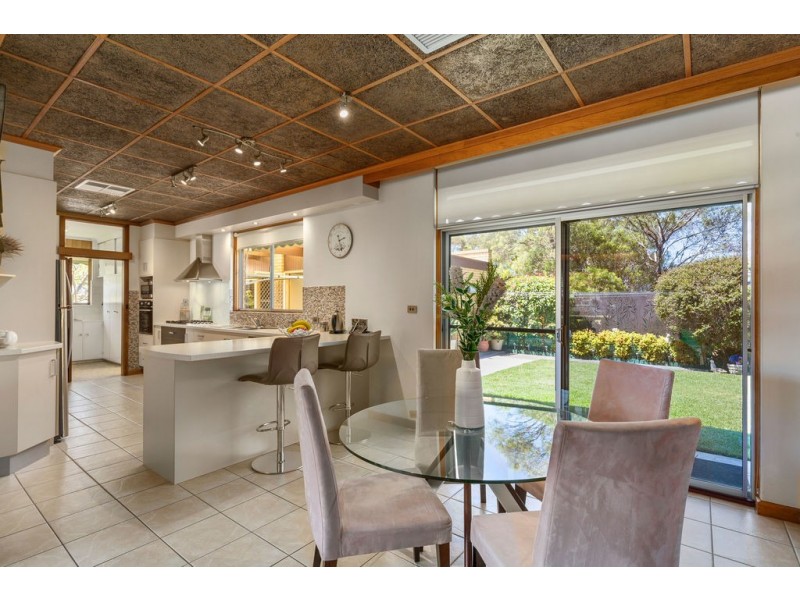 18 Old Drive, Novar Gardens SA 5040