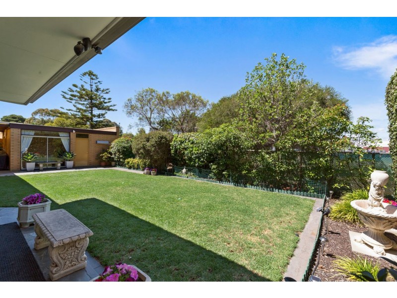 18 Old Drive, Novar Gardens SA 5040
