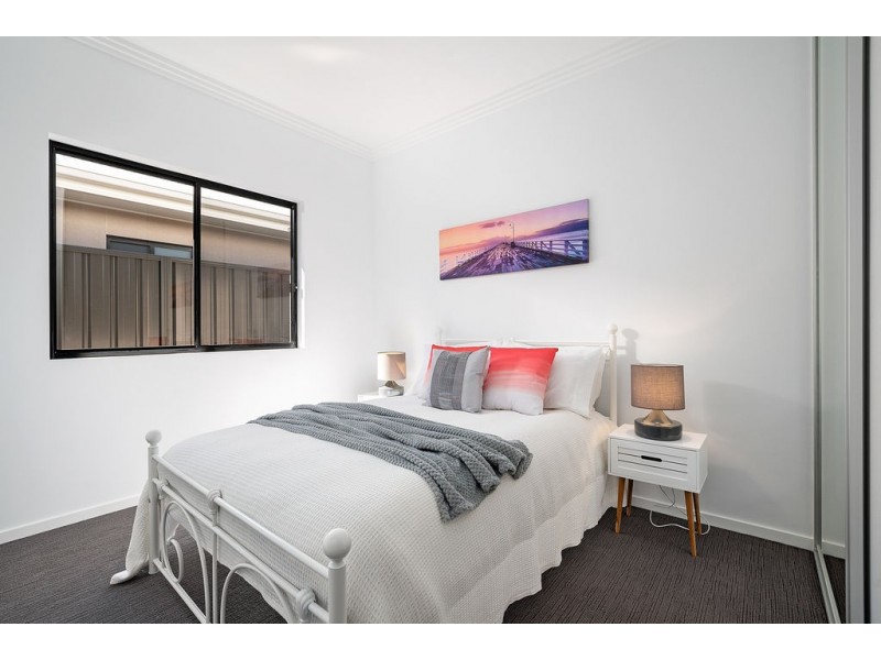 42 and 42A White Crescent, Seacombe Gardens SA 5047