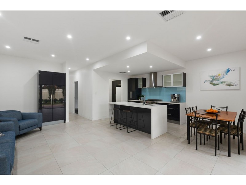 27A Cairns Avenue, Warradale SA 5046