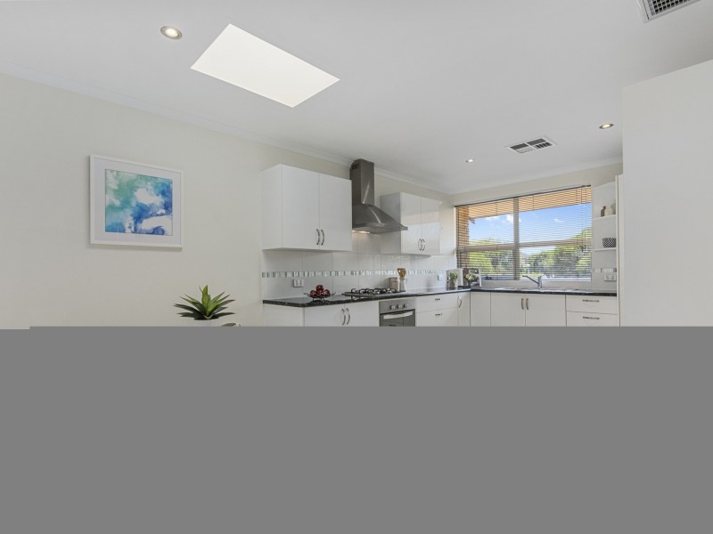 6/3 Mooloola Way, West Lakes Shore SA 5020