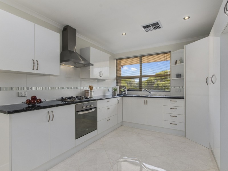 6/3 Mooloola Way, West Lakes Shore SA 5020