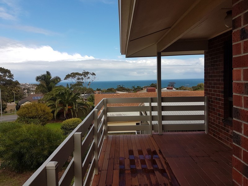 7 Falcon Court, Hallett Cove SA 5158