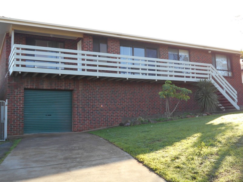 7 Falcon Court, Hallett Cove SA 5158