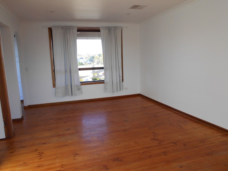 7 Falcon Court, Hallett Cove SA 5158