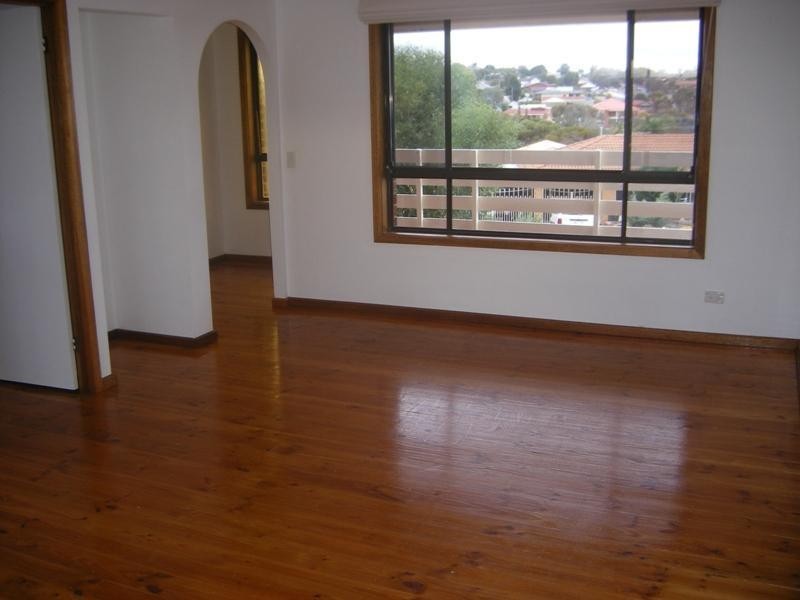 7 Falcon Court, Hallett Cove SA 5158