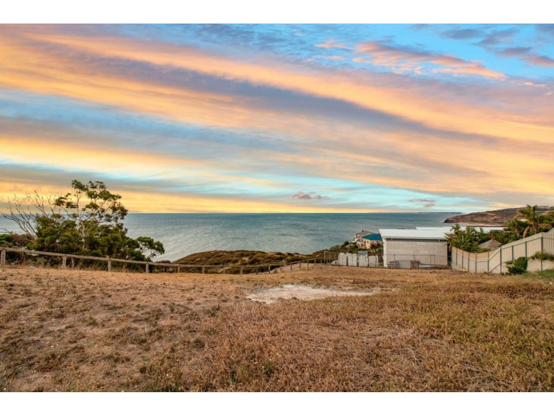 13 Petrel Close, Hallett Cove SA 5158