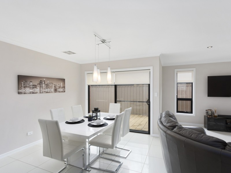 4 Golf Course Drive, Woodcroft SA 5162