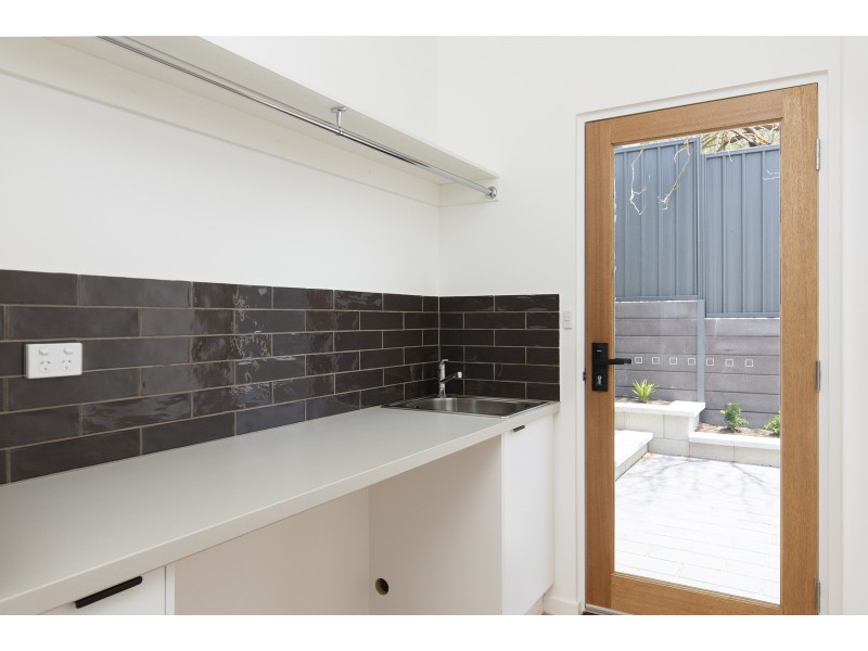 2/7 Klar Avenue, Darlington SA 5047