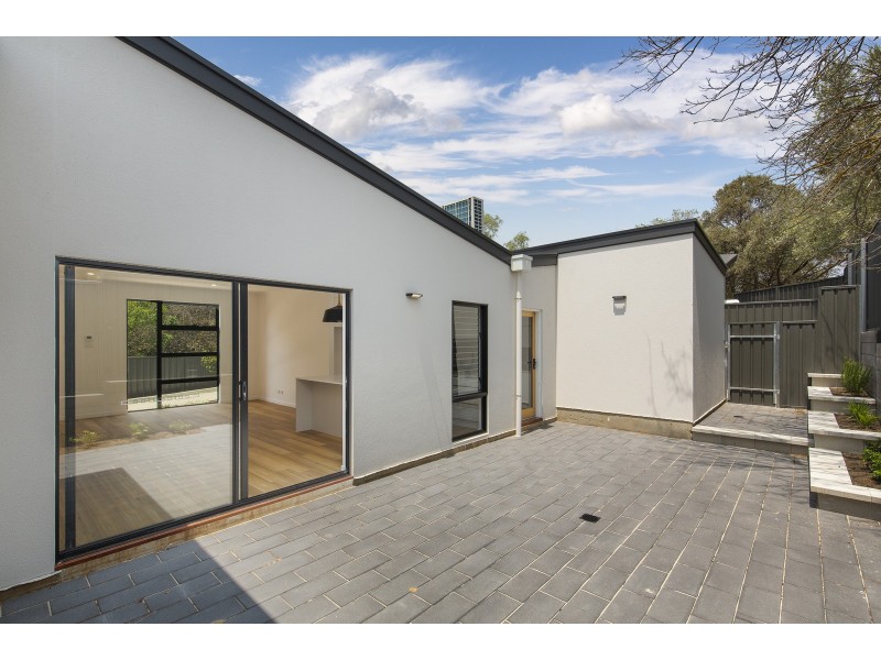 2/7 Klar Avenue, Darlington SA 5047