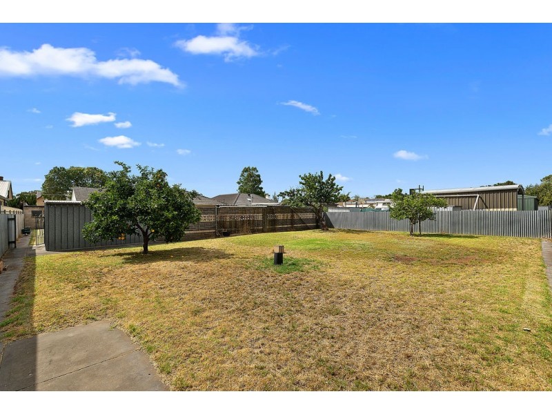 16 Kearnes Road, Oaklands Park SA 5046