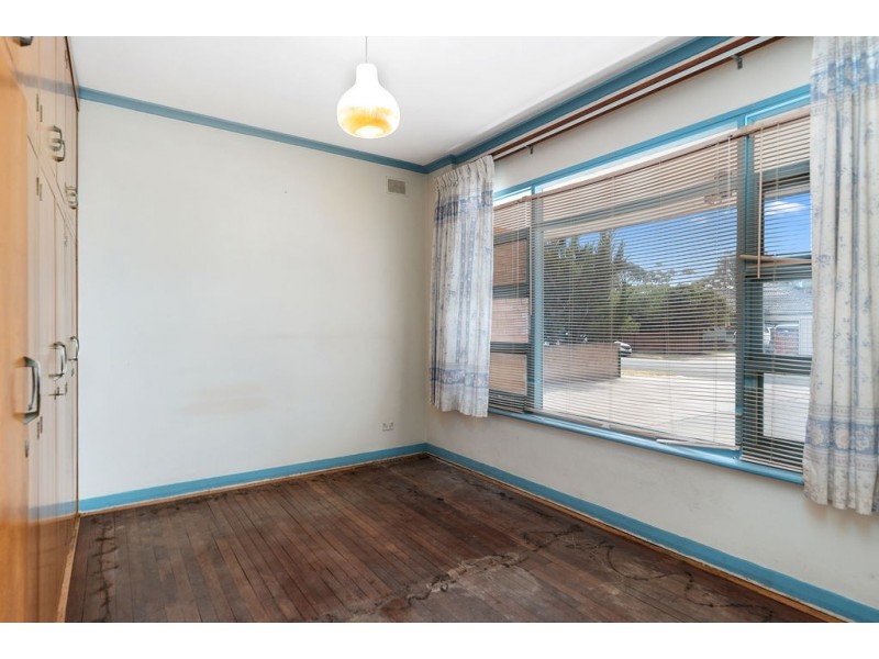 16 Kearnes Road, Oaklands Park SA 5046