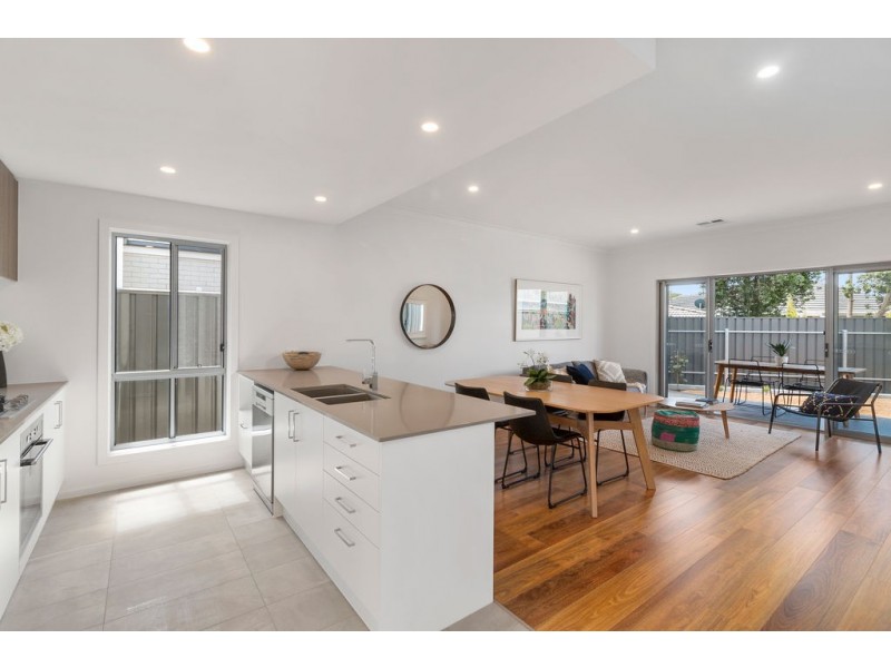 9/14 Finniss Street, Marion SA 5043