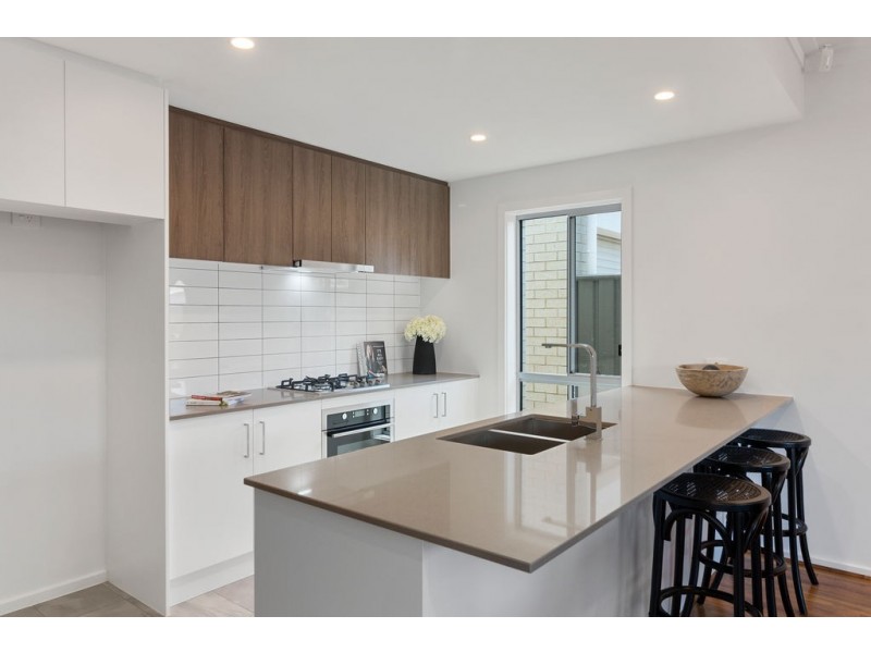 9/14 Finniss Street, Marion SA 5043