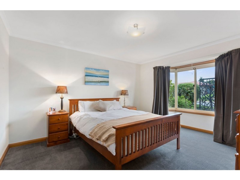 73 Lemon Road, Trott Park SA 5158