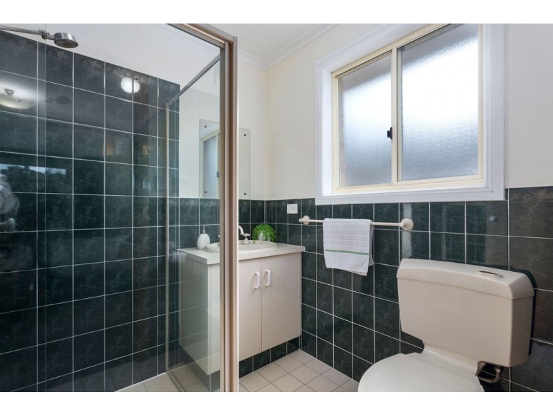 73 Lemon Road, Trott Park SA 5158