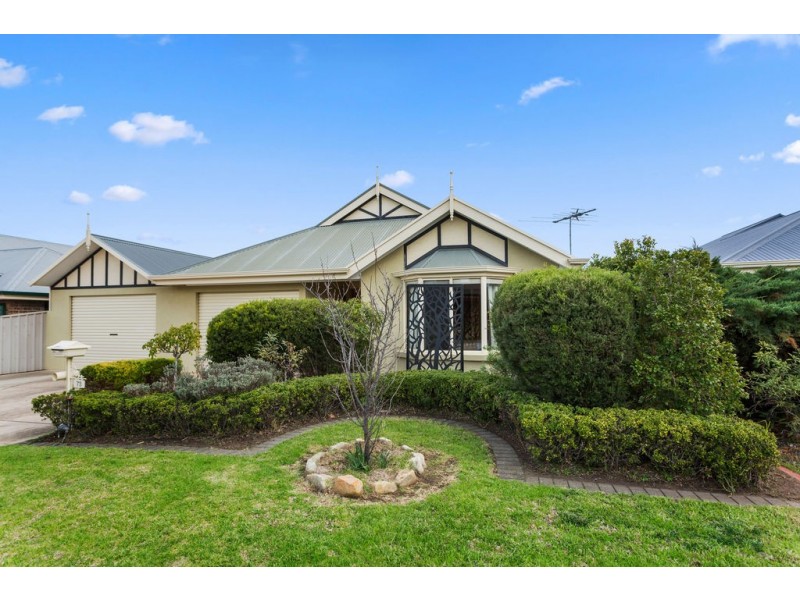 73 Lemon Road, Trott Park SA 5158