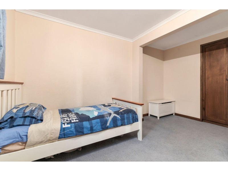 8 Gulfview Road, Seaview Downs SA 5049