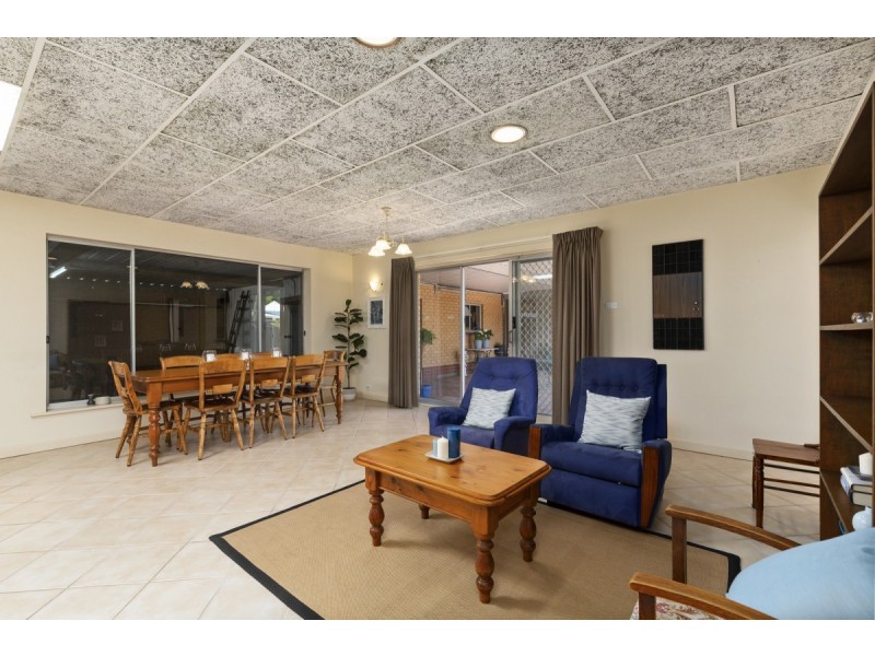 9 Clyde Street, Marion SA 5043