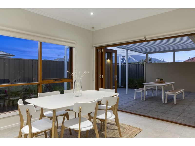 22 Sienna Avenue, Warradale SA 5046