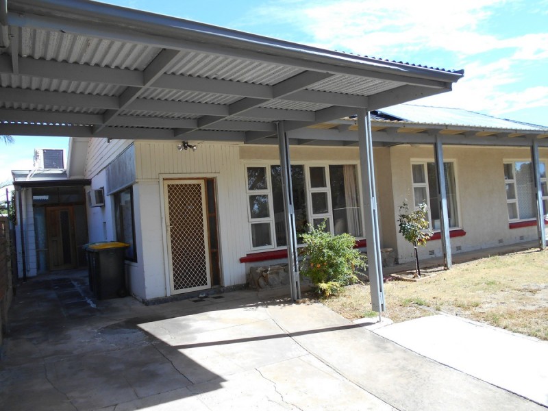 4 Tudor Avenue, Clovelly Park SA 5042