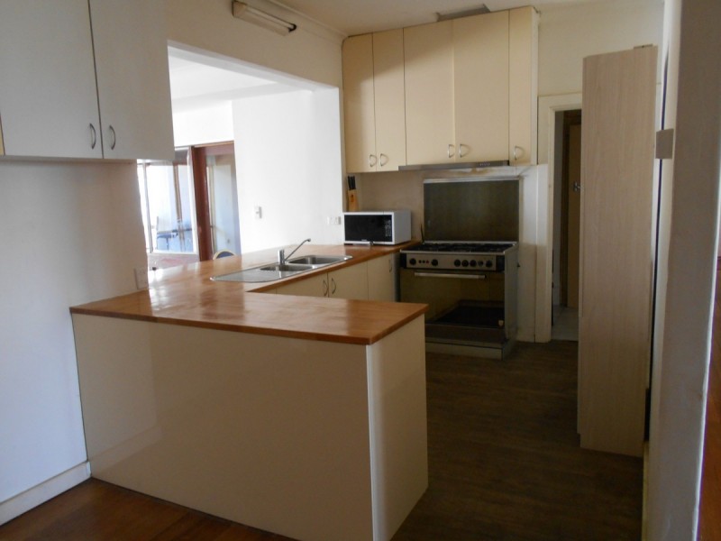 4 Tudor Avenue, Clovelly Park SA 5042