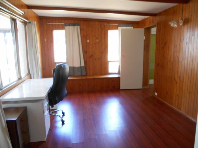 4 Tudor Avenue, Clovelly Park SA 5042