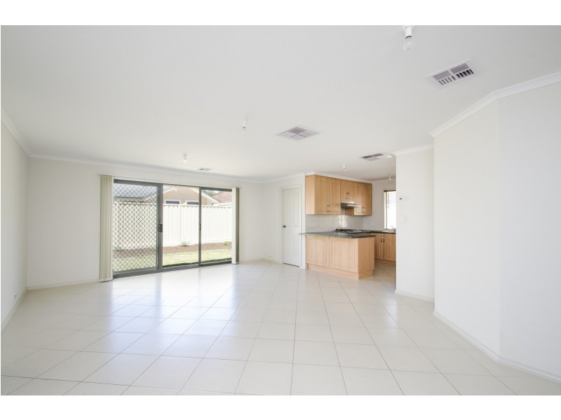 28 Sixth Avenue, Ascot Park SA 5043