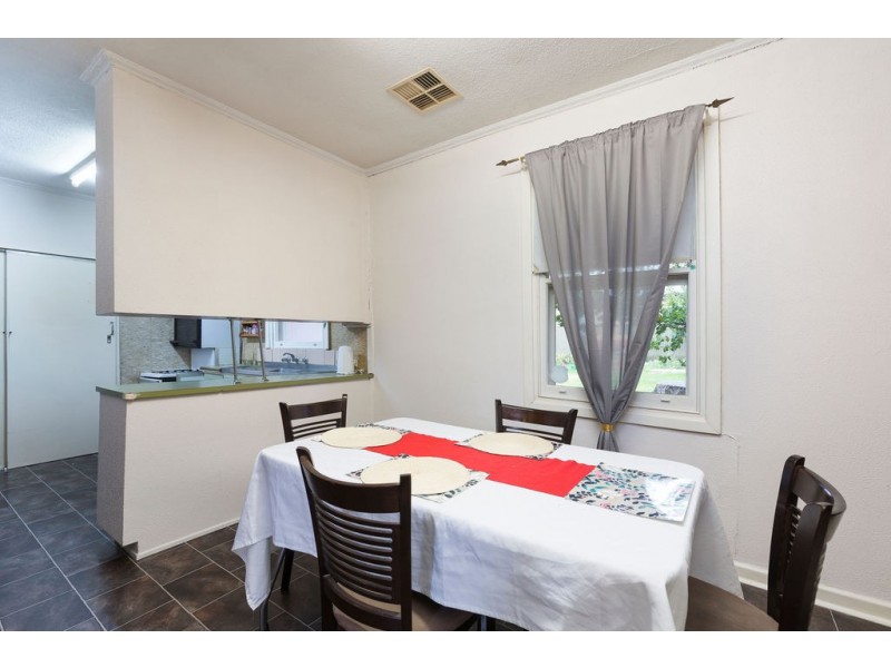 16 Darling Street, Sturt SA 5047