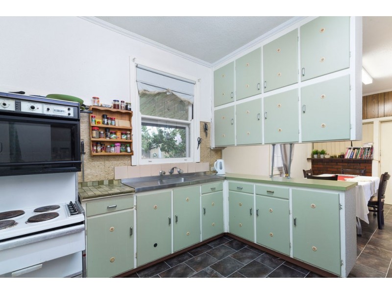 16 Darling Street, Sturt SA 5047