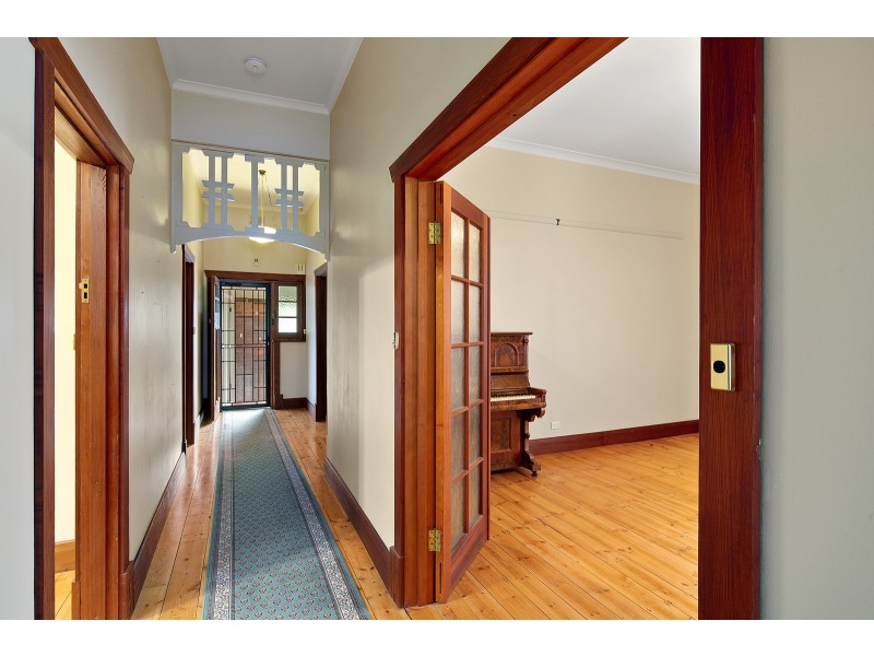 14 Penzance Street, Glenelg SA 5045