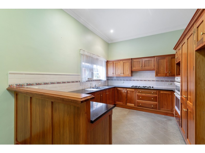 14 Penzance Street, Glenelg SA 5045