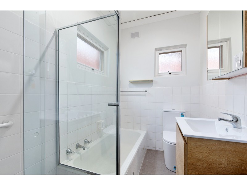 14 Penzance Street, Glenelg SA 5045