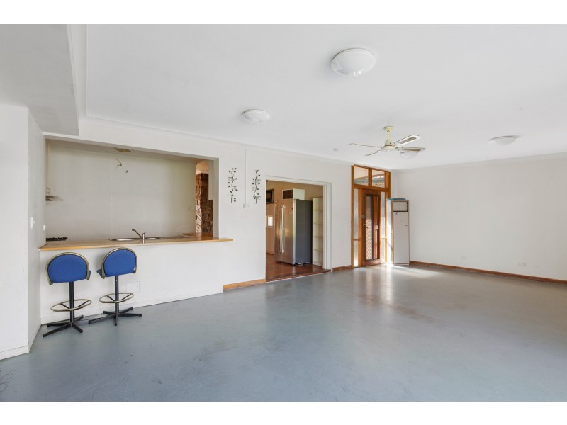 4 Tudor Avenue, Clovelly Park SA 5042