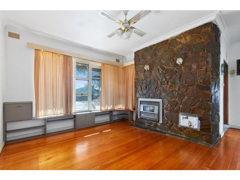 4 Tudor Avenue, Clovelly Park SA 5042