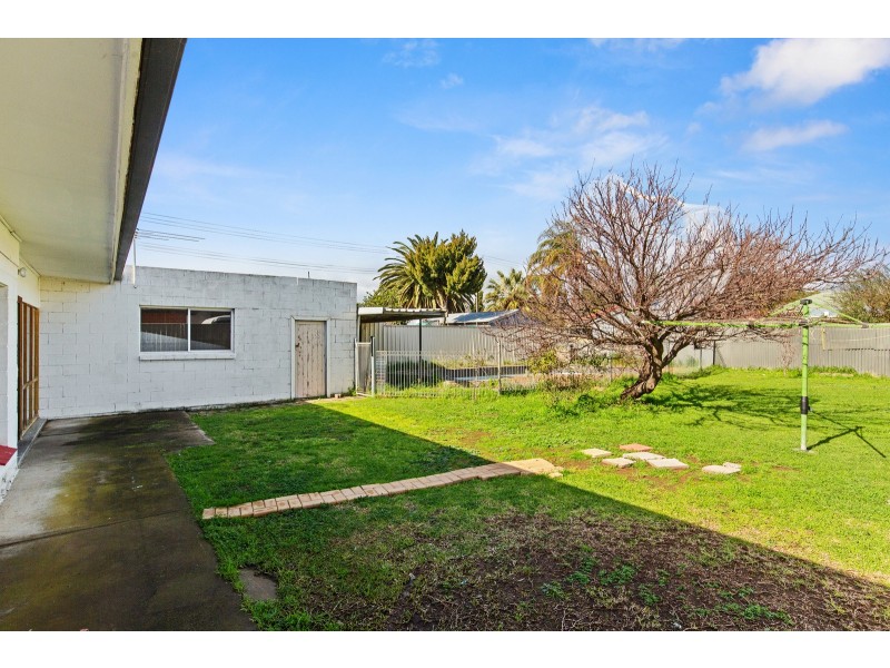 4 Tudor Avenue, Clovelly Park SA 5042