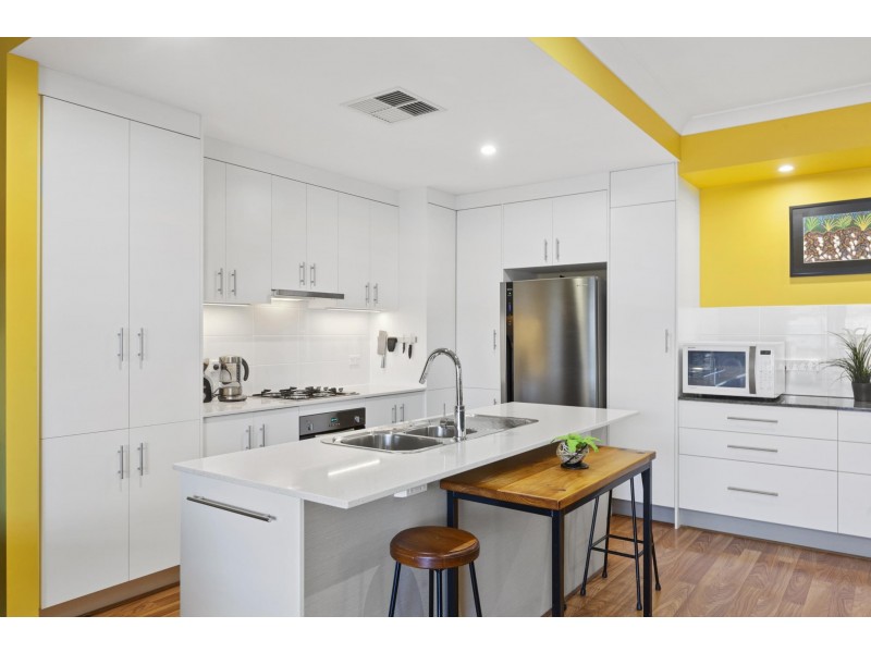 12A Parsons Grove, Park Holme SA 5043