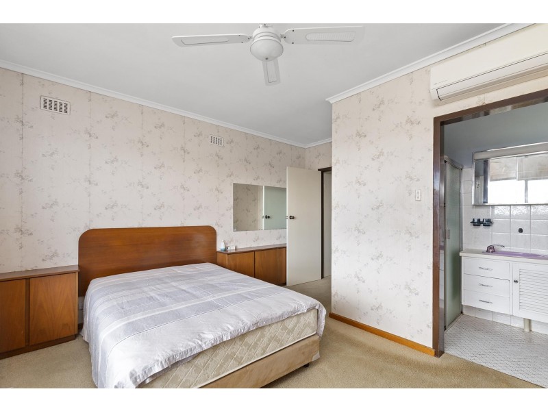 5 Basten Avenue, Seaview Downs SA 5049