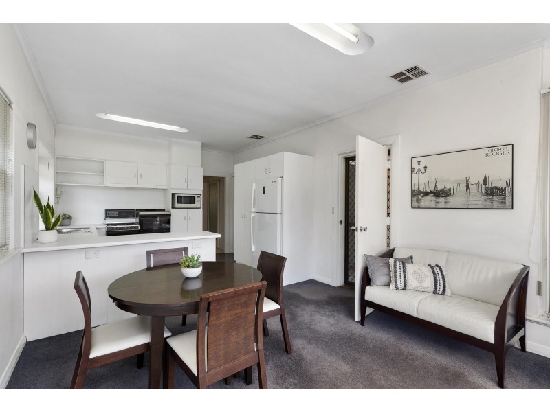 11 Oliphant Avenue, Oaklands Park SA 5046