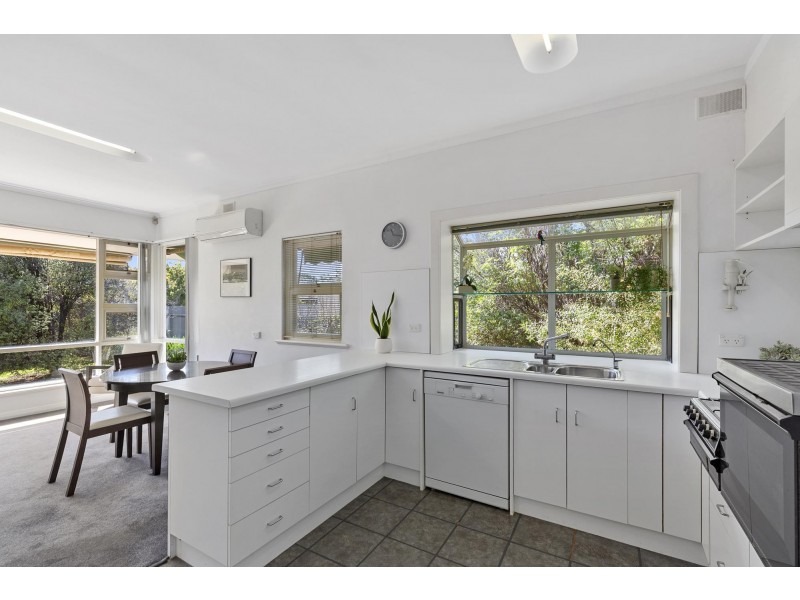 11 Oliphant Avenue, Oaklands Park SA 5046