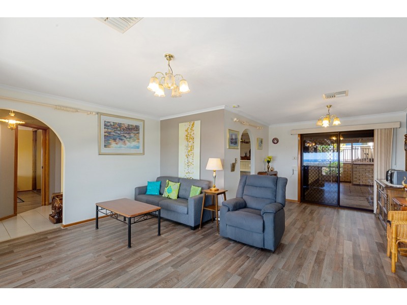 22 Darwendale Street, Huntfield Heights SA 5163