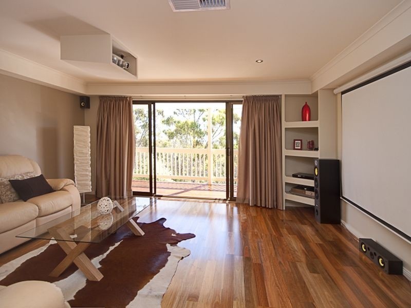 24 Melaleuca Drive, Athelstone SA 5076