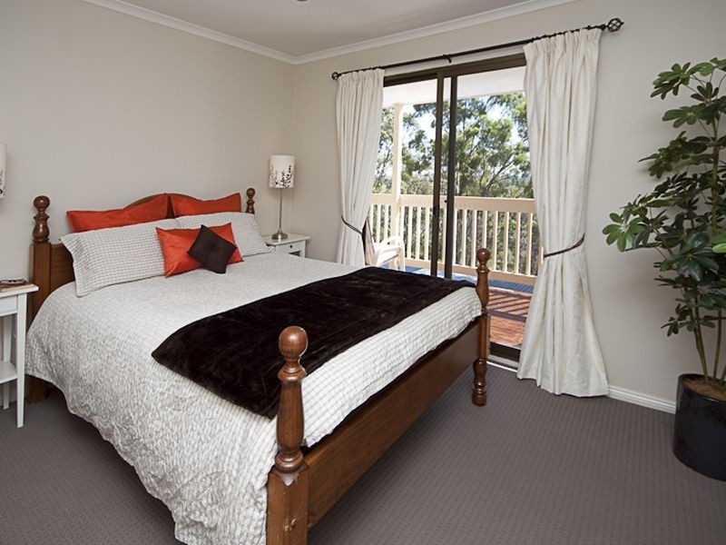 24 Melaleuca Drive, Athelstone SA 5076