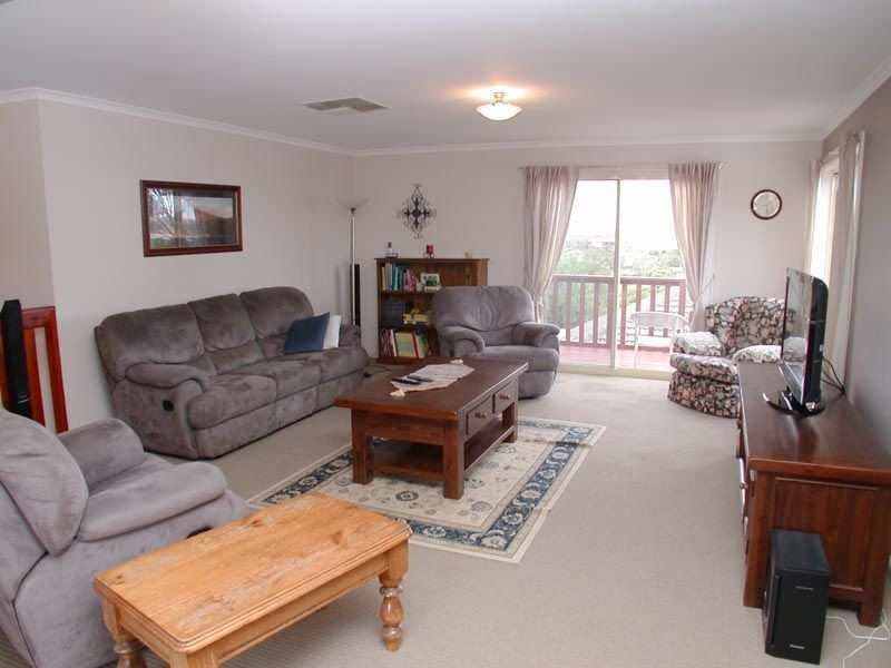 6 Passmore Avenue, Port Noarlunga SA 5167