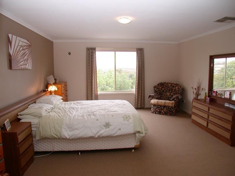 6 Passmore Avenue, Port Noarlunga SA 5167